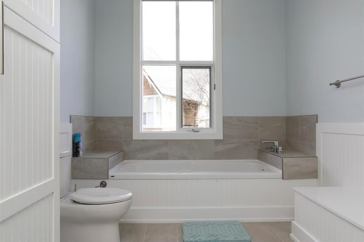 Bathroom 7